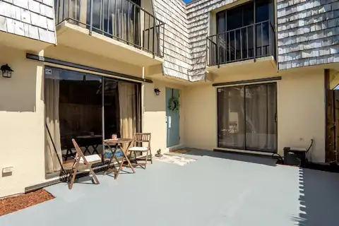 Lake Arbor, PALM SPRINGS, FL 33461