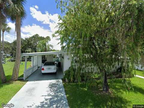 Cocos Plumosa, EUSTIS, FL 32726
