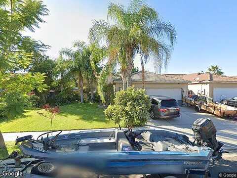 Douglas, FRESNO, CA 93727