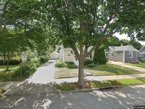Washington, WAUKESHA, WI 53188
