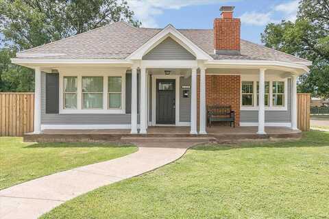 14Th, LUBBOCK, TX 79401