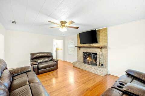 Chester, HOSFORD, FL 32334