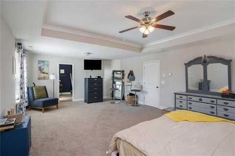 Sophie, LOCUST GROVE, GA 30248