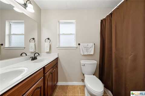 Sungate, NEW BRAUNFELS, TX 78130