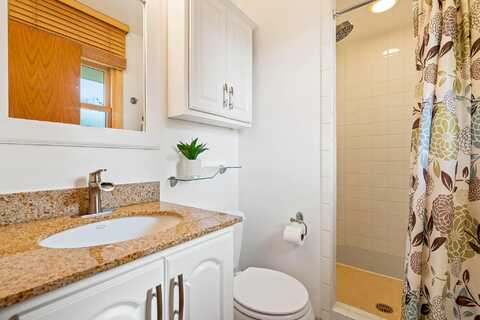 Berkshire, ELM GROVE, WI 53122