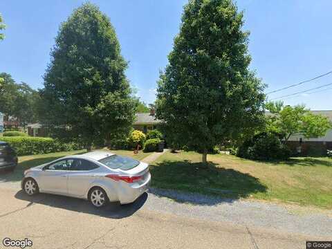 Charlton Heights, CORAOPOLIS, PA 15108