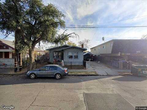 Oak, STOCKTON, CA 95205