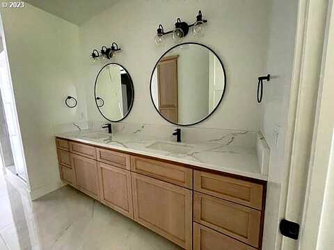 Nautical Heights, BROOKINGS, OR 97415