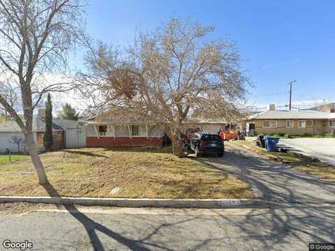 Avenue R6, PALMDALE, CA 93550