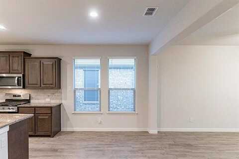 Gillespie, JUSTIN, TX 76247