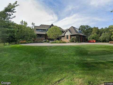 Whistling Valley, LAKE ELMO, MN 55042