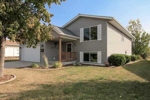 Carolina, HUTCHINSON, MN 55350