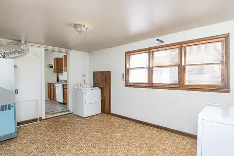 Main, WRIGHTSTOWN, WI 54180