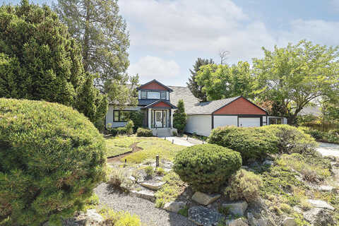 Maple, CENTRAL POINT, OR 97502