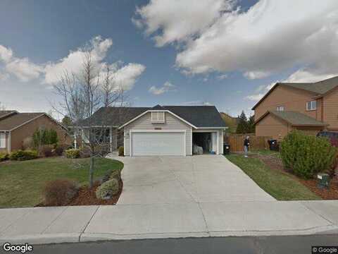 Spruce, REDMOND, OR 97756