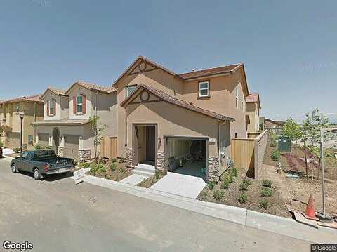 Strada, CLOVIS, CA 93619