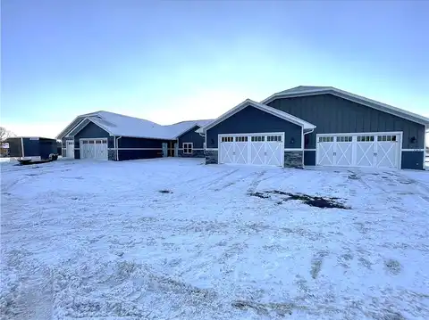 Cypress, ALTOONA, WI 54720