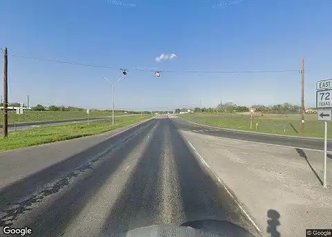 Highway 72, THREE RIVERS, TX 78071