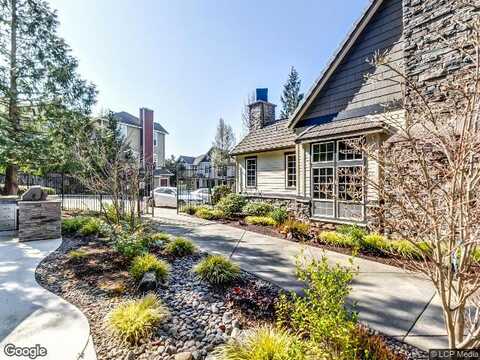 Springtree, WEST LINN, OR 97068