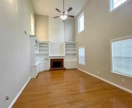 Christine, KENNESAW, GA 30144
