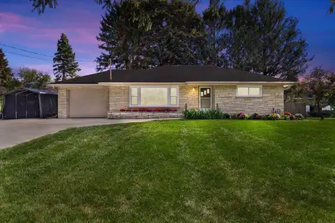 Silver Spring, SUSSEX, WI 53089
