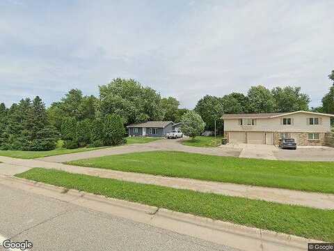 Main, NEW LONDON, MN 56273