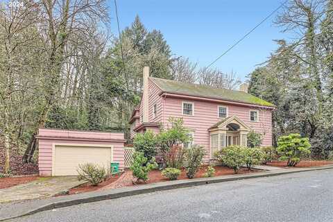 Montgomery, PORTLAND, OR 97201