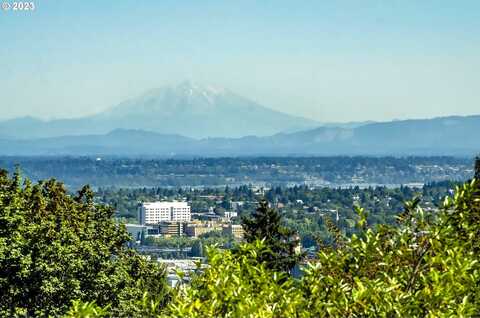 Spring, PORTLAND, OR 97201