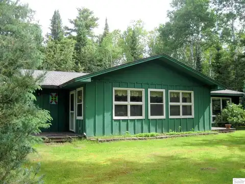 Karky, SUPERIOR, WI 54880