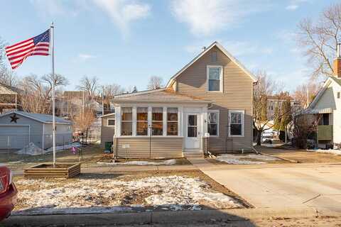 Main, WABASHA, MN 55981