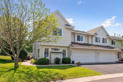 Autumn Ridge, CHANHASSEN, MN 55317