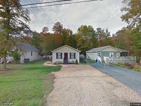 12Th, COLONIAL BEACH, VA 22443