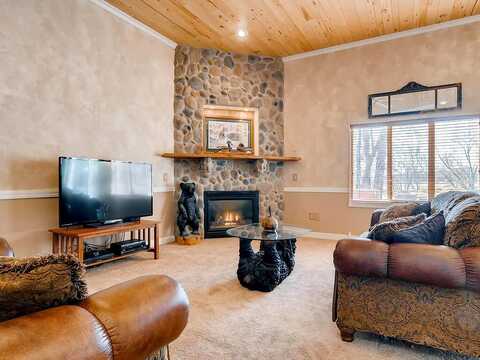 121St, MINNEAPOLIS, MN 55448