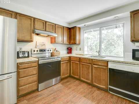 Dora, TROUTDALE, OR 97060