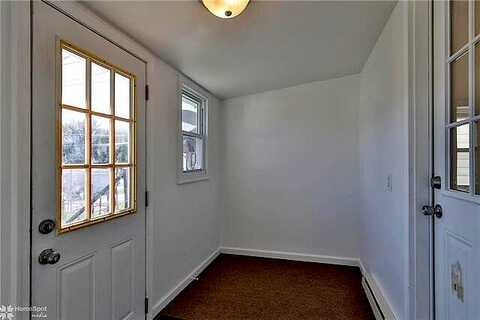 Broad, BETHLEHEM, PA 18018
