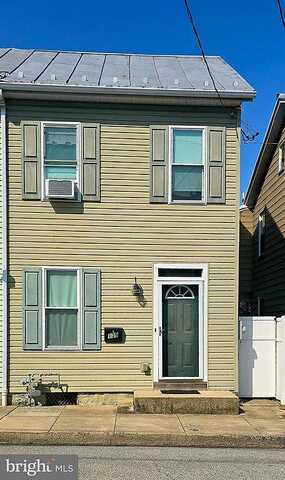 Penn, CARLISLE, PA 17013