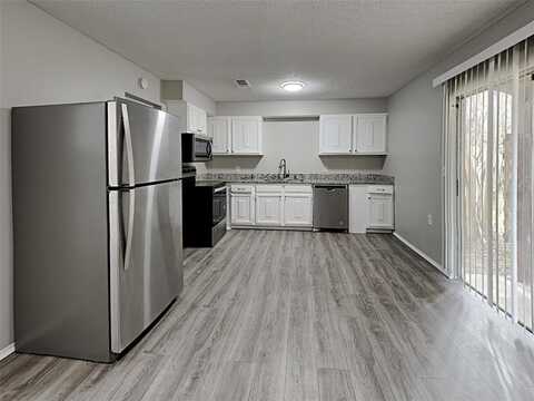 Baskin, LANCASTER, TX 75134