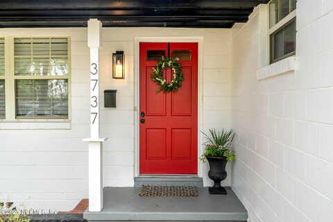 Via De La Reina, JACKSONVILLE, FL 32217