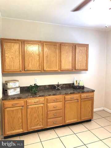 Broad, WAYNESBORO, PA 17268