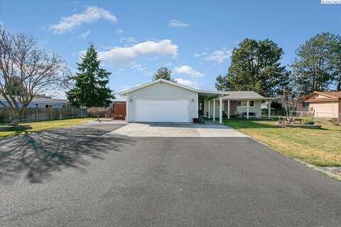 Locust, PASCO, WA 99301