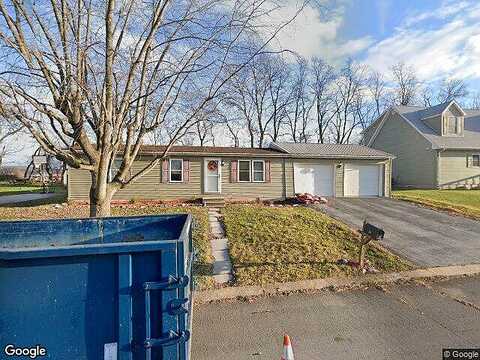 Locust, NEW OXFORD, PA 17350