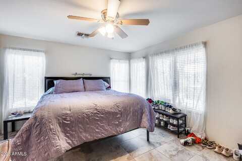 Lobo, MESA, AZ 85209