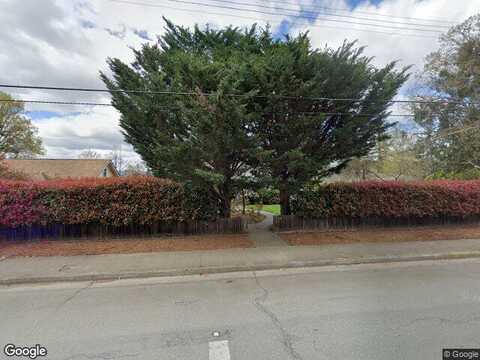 10Th, GRANTS PASS, OR 97526