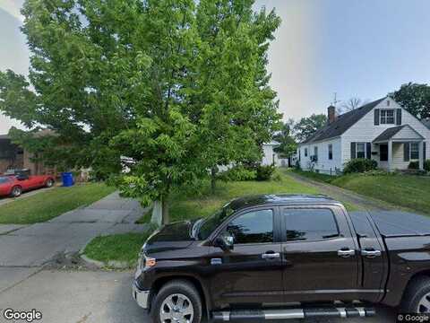 Parkway, SAINT PAUL, MN 55106
