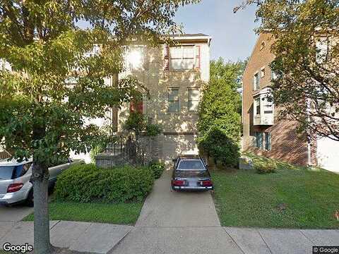 Squires Hill, FALLS CHURCH, VA 22044