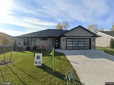 Milkweed, APPLETON, WI 54913