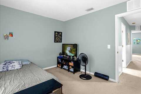 Pine Cone, DAVENPORT, FL 33897