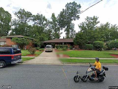 Moss, ANNANDALE, VA 22003