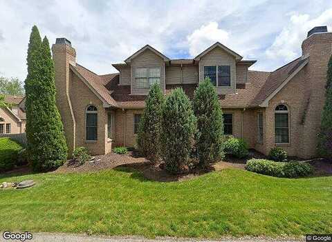 Village Green, CANONSBURG, PA 15317
