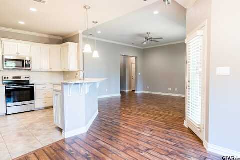 Oak, TYLER, TX 75707